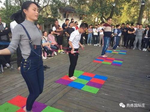 国产指压板跳绳视频,挑战极限!国产指压板跳绳视频带你领略运动风采